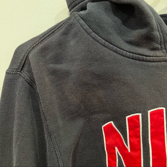 Nike cropped raw hem hoodie center swoosh size xl (fits like medium) - Picture 5 of 10